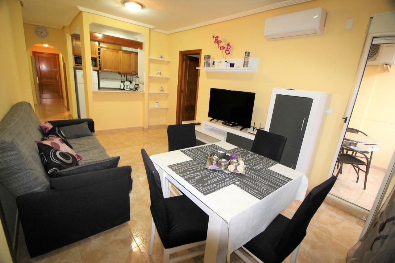 Best House Daniela Torrevieja Extérieur photo